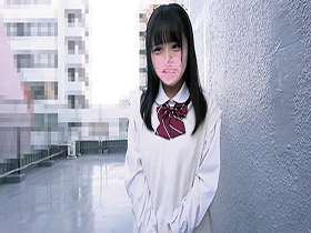 おじさんとH絶対無理めな清純美少女、信じられないドM本性【キモデブ中年男たちにひざまづきフェラ奉仕＆全員と本気Dキス】卑猥要求を全て承諾し巨マラおじさん連続中出しで絶頂イキ狂う精液便女育成6P乱交 サンプル動画サムネイル